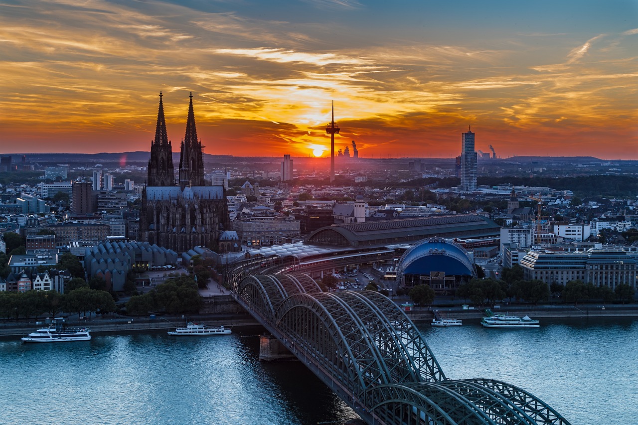 Symbolbild zur Partnersuche und Partnervermittlung in Köln